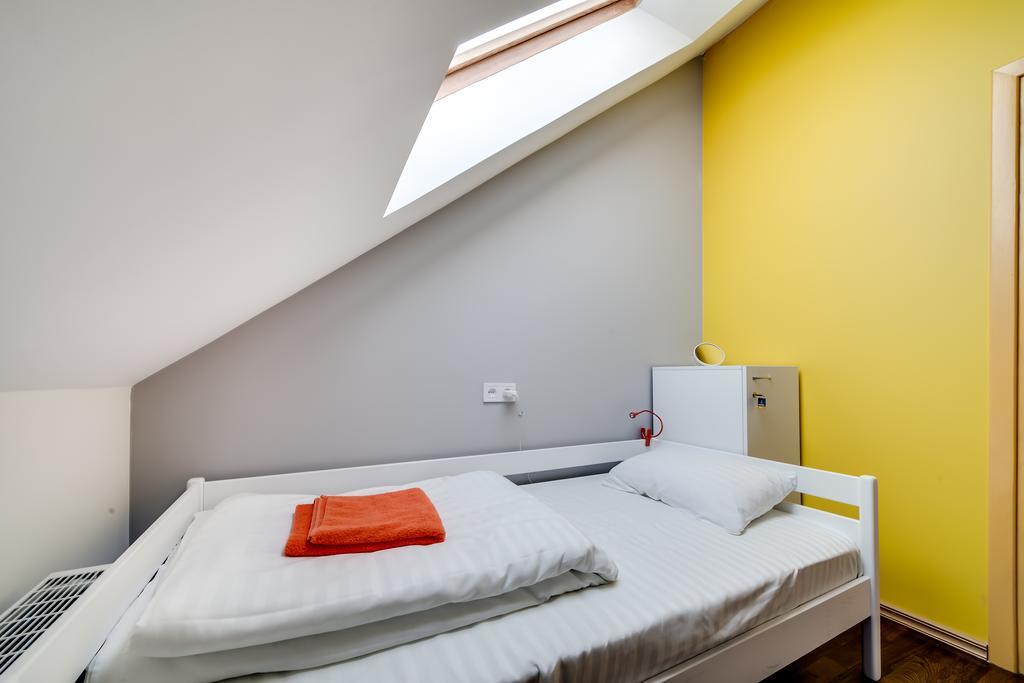 Park Plus Hostel Lviv Kamer foto