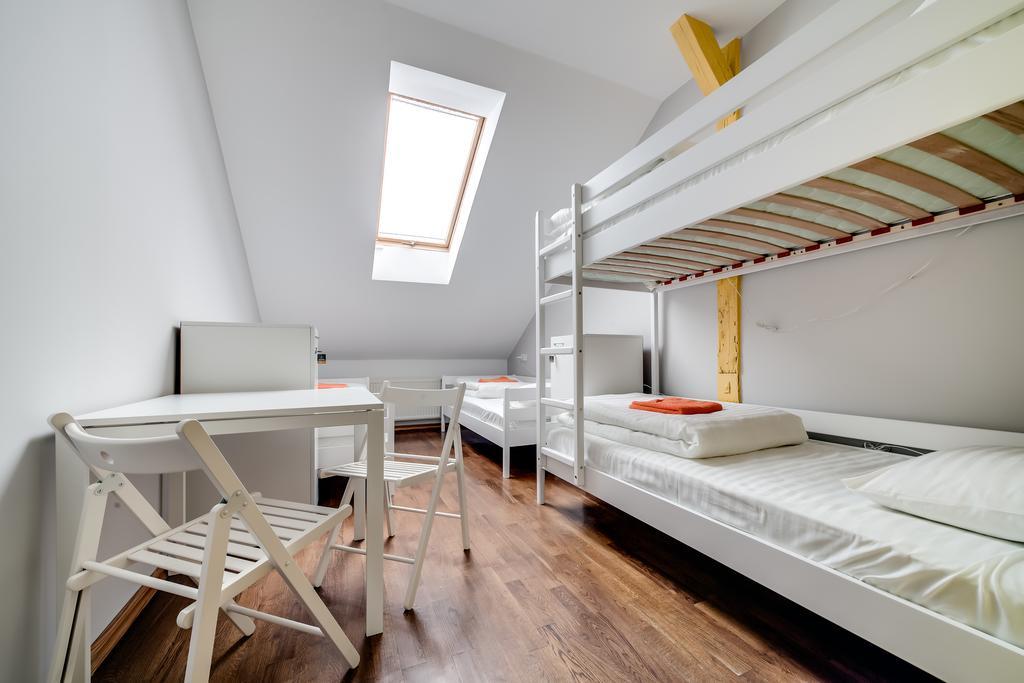 Park Plus Hostel Lviv Kamer foto
